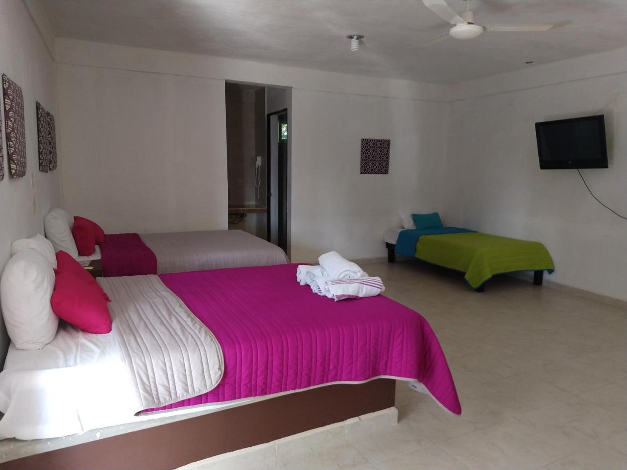 Hotel Espana Chetumal Extérieur photo